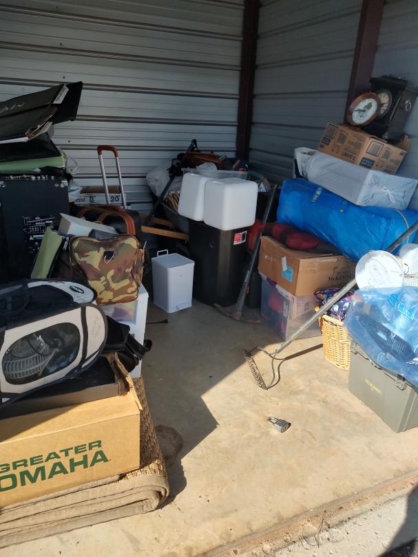 Storage Unit Auction in Crawford, GA at Arnoldsville Storage ends on